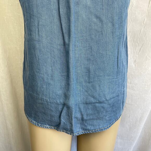 🌞 Light Blue Denim Chambray T-shirt Smock Shirt Forever 21 Life in Progress XS - Picture 8 of 16